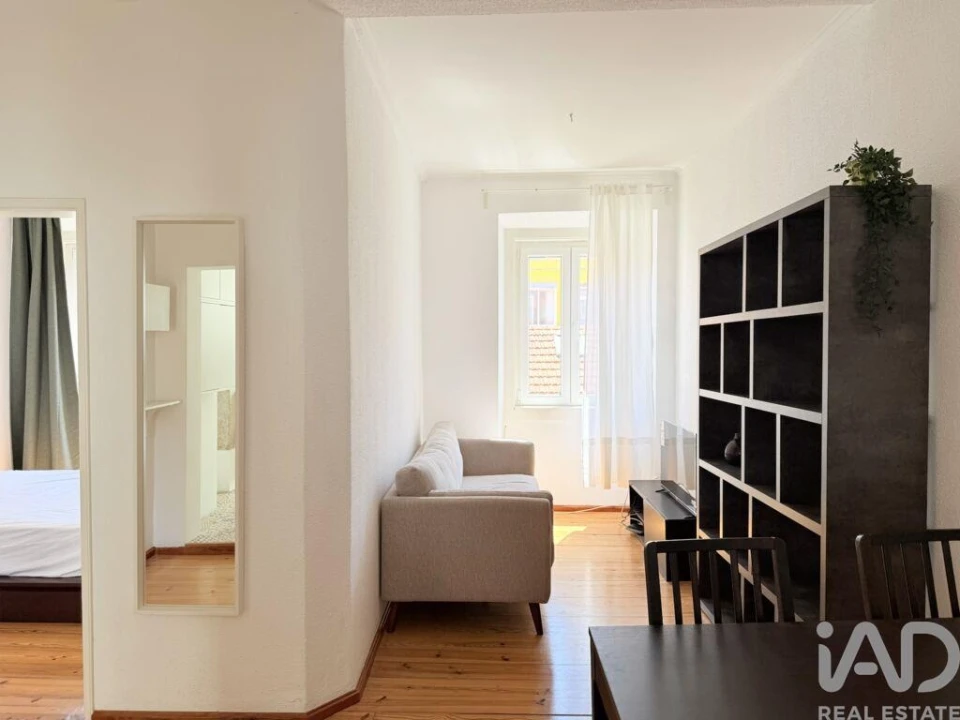 Apartamento T1 para Arrendamento em Alcantara Foto 1