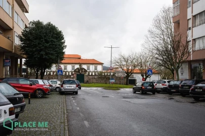 Loja para Arrendamento em Braga (Maximinos, Sé e Cividade)