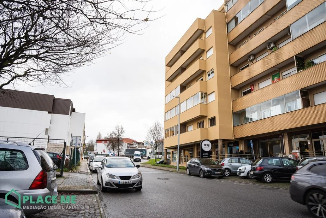 Loja para Arrendamento em Braga (Maximinos, Sé e Cividade) Foto 1