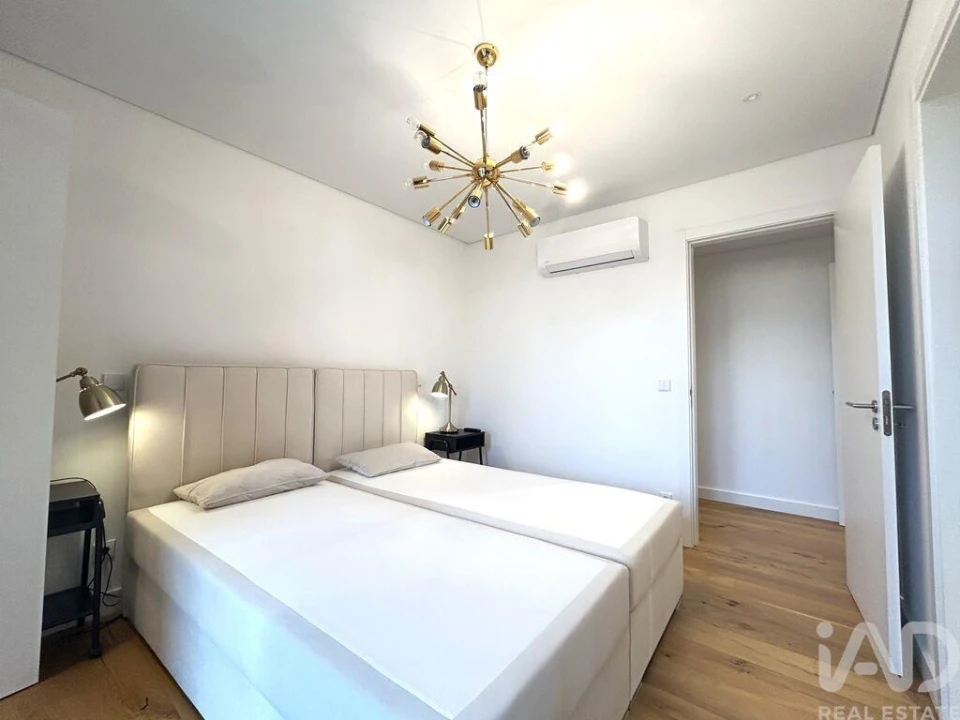 Apartamento T3 para Venda em Quarteira Foto 14