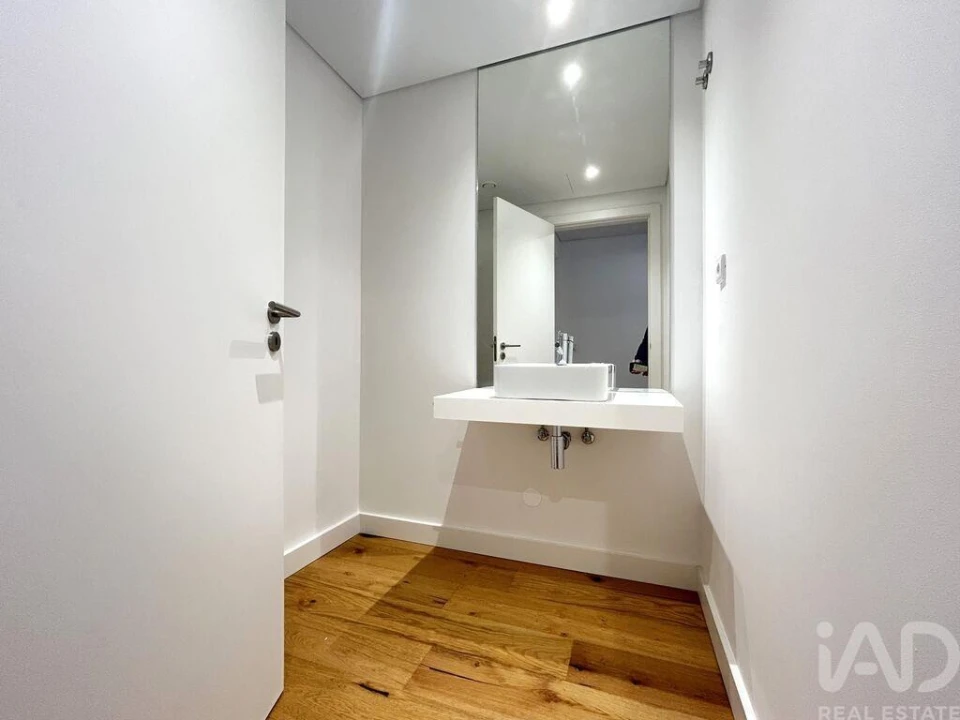 Apartamento T3 para Venda em Quarteira Foto 18