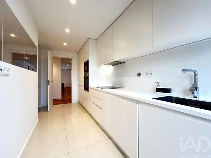 Apartamento T3 para Venda em Quarteira Foto 20