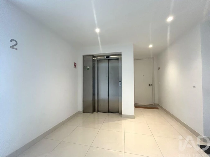 Apartamento T3 para Venda em Quarteira Foto 27