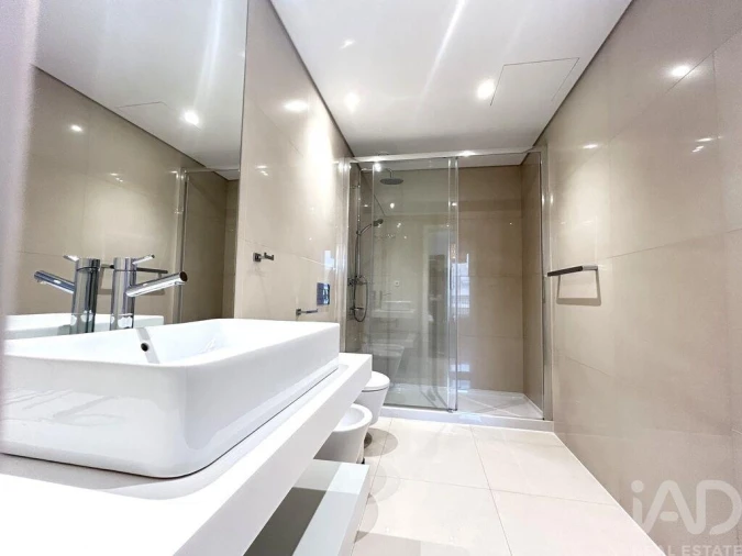 Apartamento T3 para Venda em Quarteira Foto 13