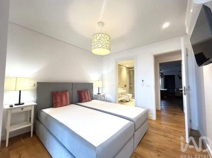 Apartamento T3 para Venda em Quarteira Foto 10