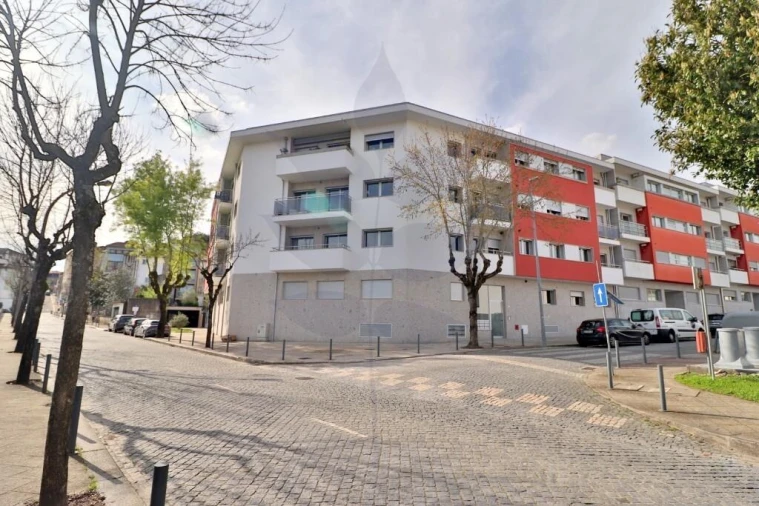 Apartamento T2 para Arrendamento em São Vitor (Braga) Foto 33