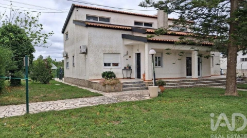 Quinta T6 para Venda em Samora Correia