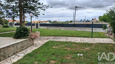 Quinta T6 para Venda em Samora Correia