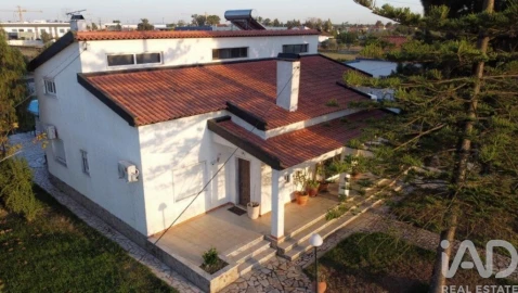 Quinta T6 para Venda em Samora Correia