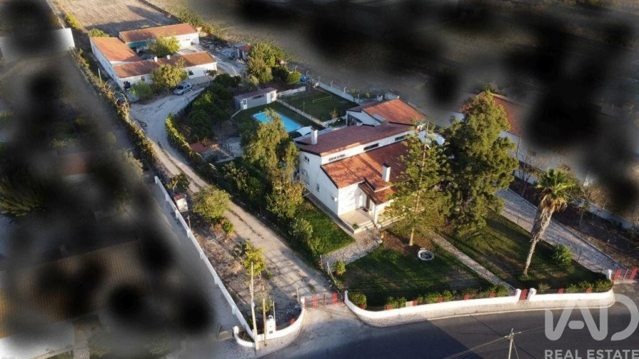 Quinta T6 para Venda em Samora Correia Foto 1