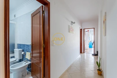 Apartamento T2 para Venda em Algueirão-Mem Martins