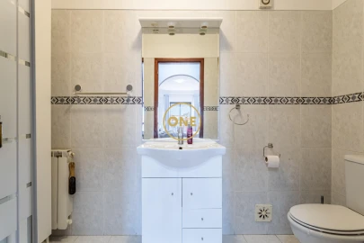 Apartamento T2 para Venda em Algueirão-Mem Martins