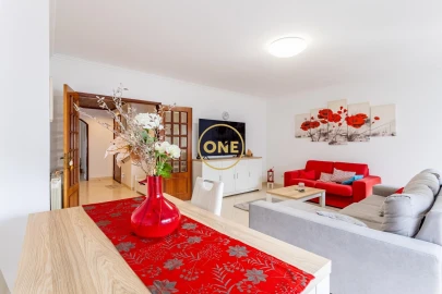 Apartamento T2 para Venda em Algueirão-Mem Martins