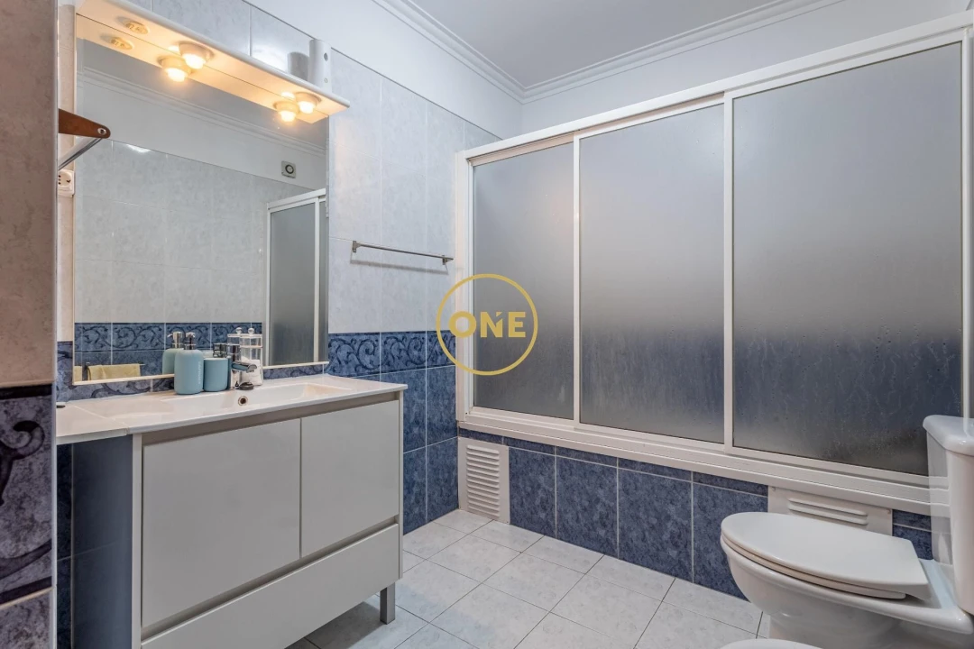 Apartamento T2 para Venda em Algueirão-Mem Martins Foto 11