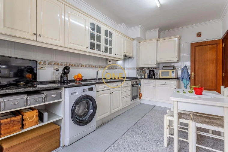 Apartamento T2 para Venda em Algueirão-Mem Martins Foto 10