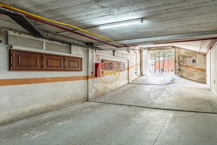 Apartamento T2 para Venda em Algueirão-Mem Martins Foto 31