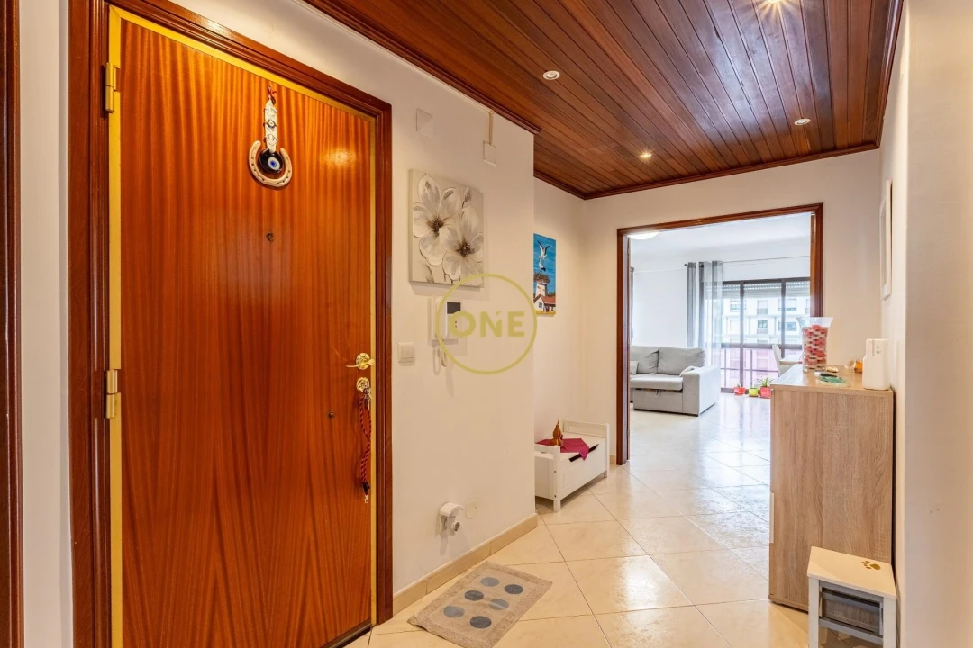 Apartamento T2 para Venda em Algueirão-Mem Martins Foto 7