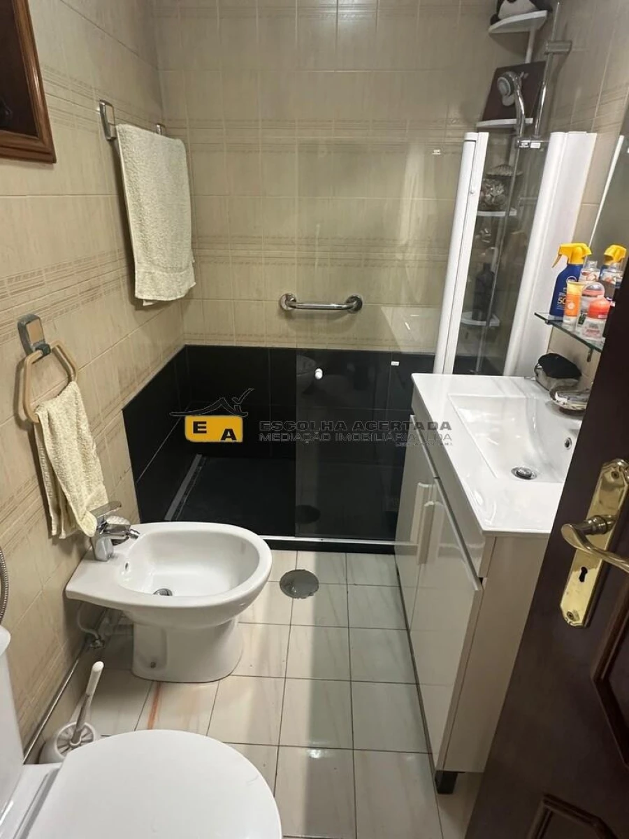 Moradia T1 para Venda em Perafita, Lavra e Santa Cruz do Bispo Foto 8