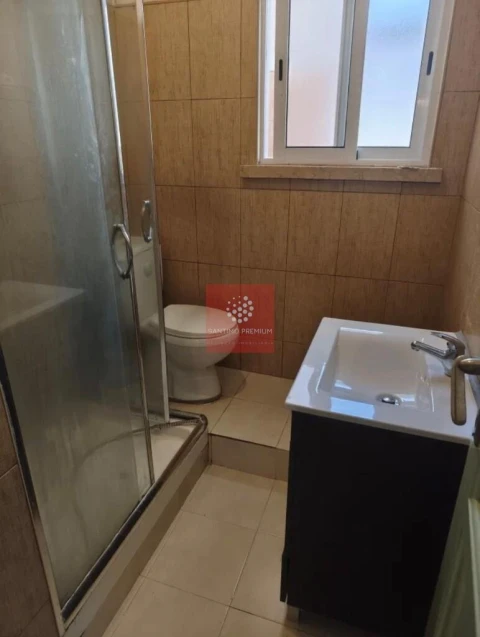 Apartamento T2 para Venda em Venteira