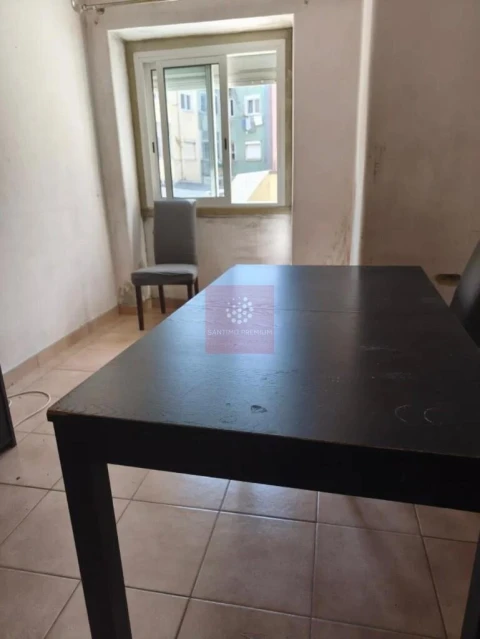 Apartamento T2 para Venda em Venteira