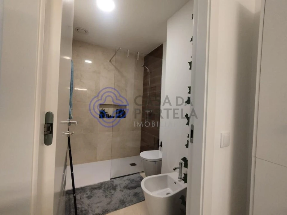 Apartamento para Venda em São Mamede de Infesta e Senhora da Hora Foto 9