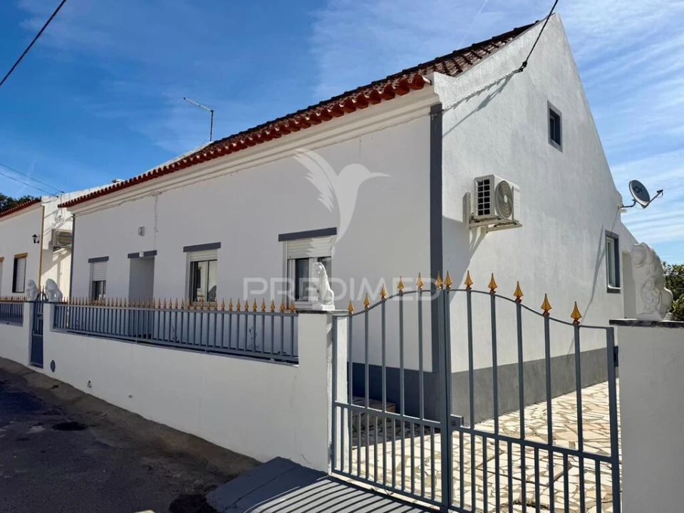 Moradia T5 para Venda em Cortiçadas de Lavre e Lavre Foto 1