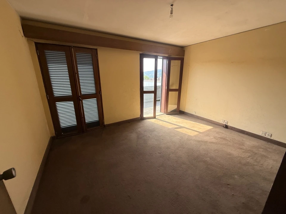 Apartamento T3 para Venda em Fafe Foto 2