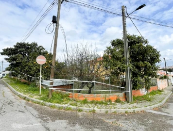 Garagem para Venda em Amora