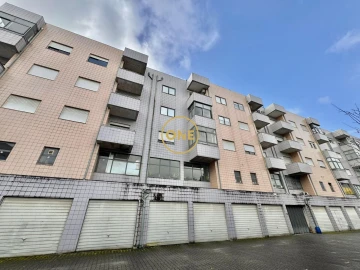 Apartamento T2 para Venda em Vermoim