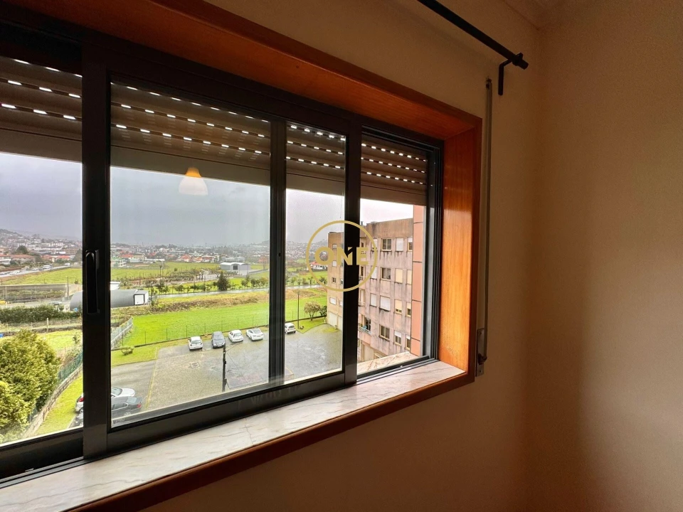 Apartamento T2 para Venda em Vermoim Foto 10