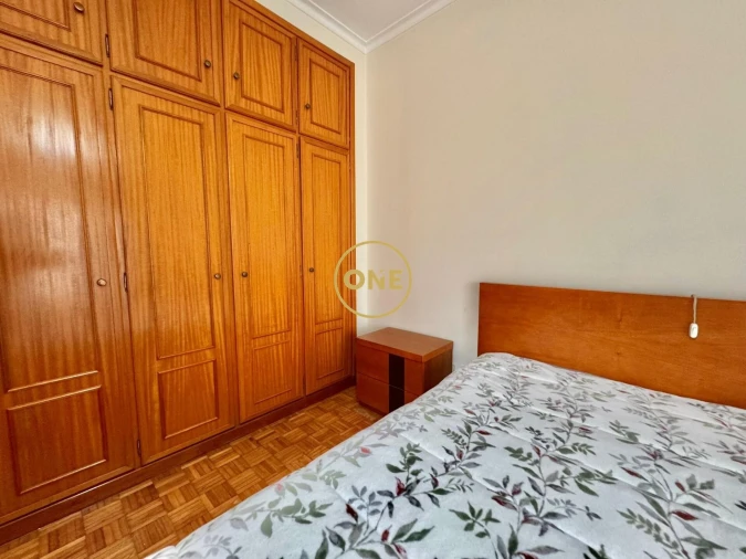 Apartamento T2 para Venda em Vermoim Foto 11