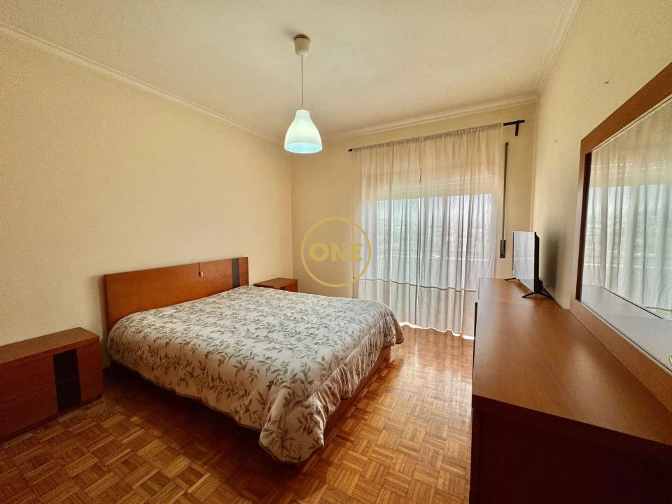 Apartamento T2 para Venda em Vermoim Foto 27