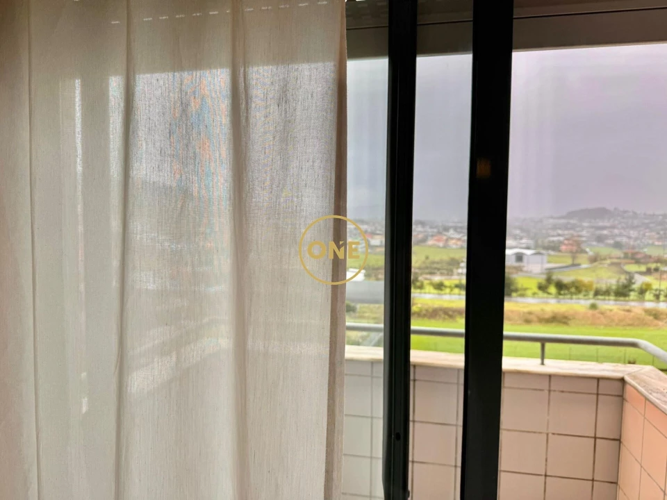 Apartamento T2 para Venda em Vermoim Foto 12