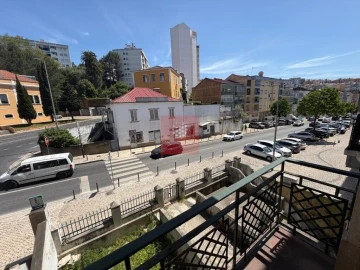 Apartamento T3 para Venda em Queluz e Belas