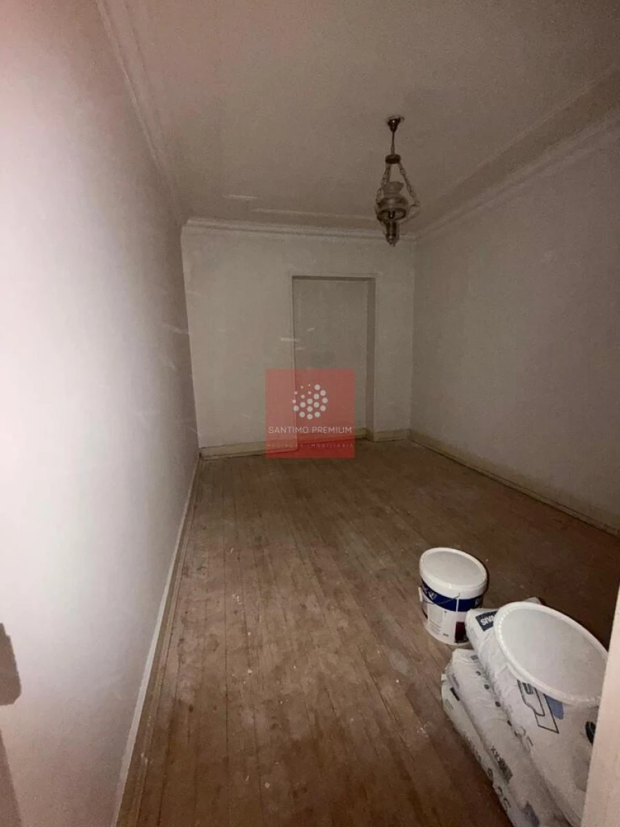Apartamento T3 para Venda em Queluz e Belas Foto 9