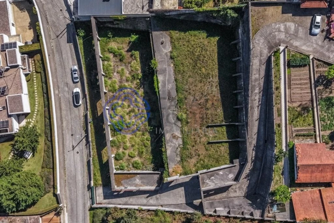 Terreno para Venda em Fânzeres e São Pedro da Cova Foto 25