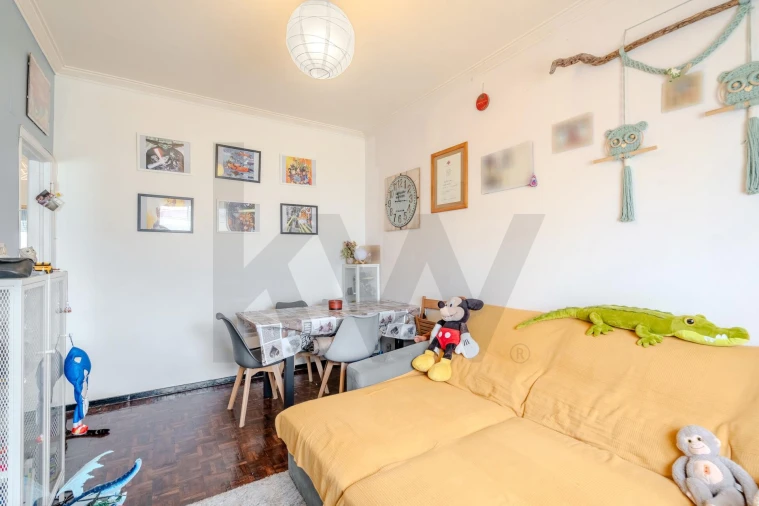 Apartamento T2 para Venda em Agualva e Mira-Sintra Foto 12