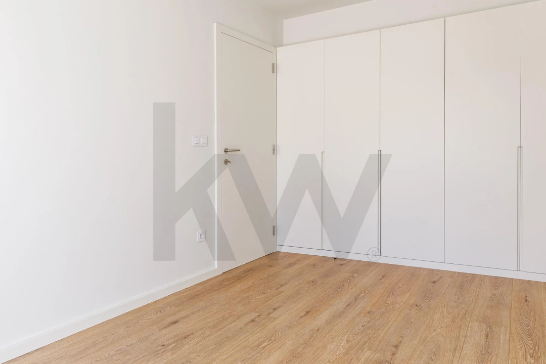 Apartamento T4 para Venda em Colares Foto 21