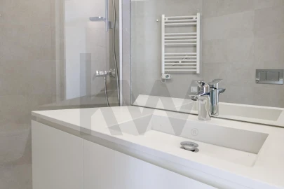 Apartamento T4 para Venda em Colares