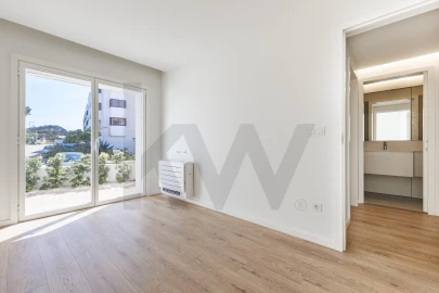 Apartamento T4 para Venda em Colares