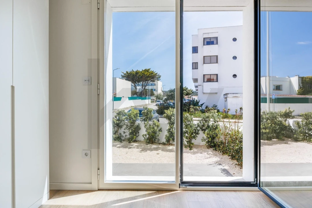 Apartamento T4 para Venda em Colares Foto 30