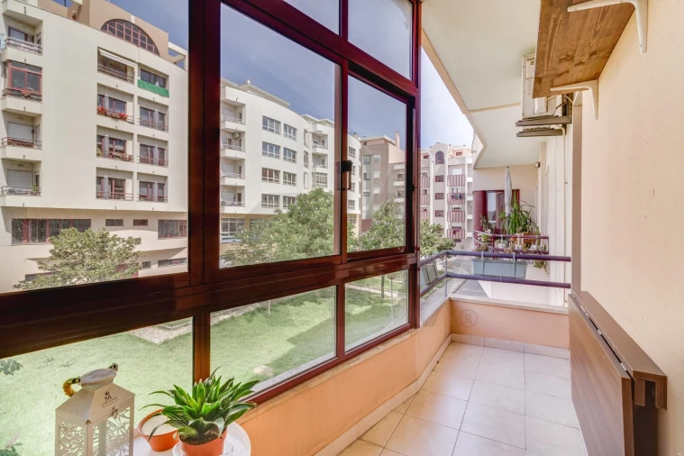 Apartamento T2 para Venda em Almada, Cova da Piedade, Pragal e Cacilhas Foto 8