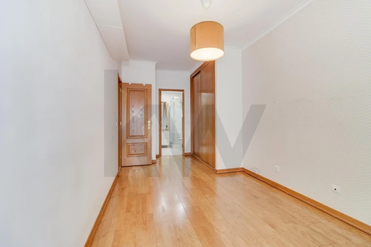 Apartamento T2 para Venda em Almada, Cova da Piedade, Pragal e Cacilhas Foto 15