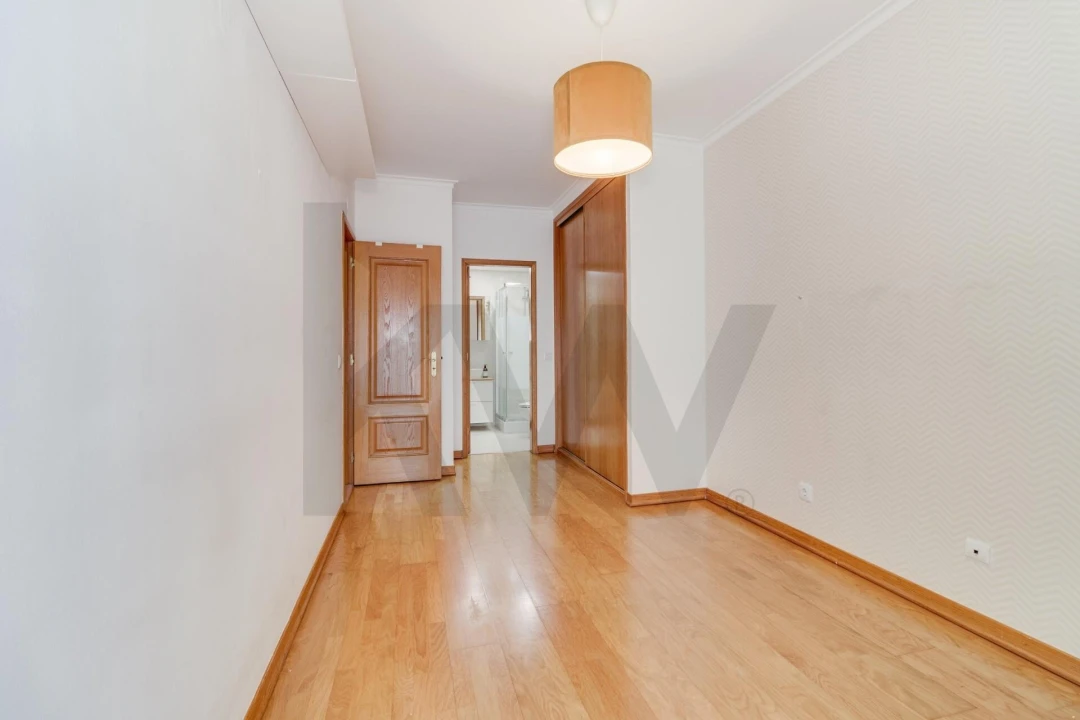 Apartamento T2 para Venda em Almada, Cova da Piedade, Pragal e Cacilhas Foto 15