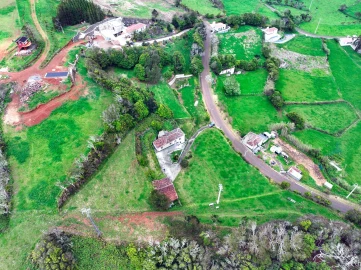 Moradia T2 para Venda em Santo Espirito