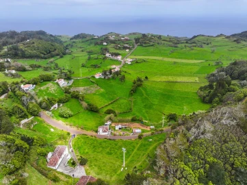 Moradia T2 para Venda em Santo Espirito