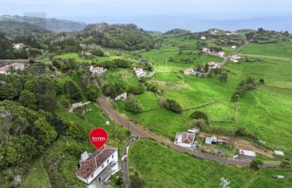 Moradia T2 para Venda em Santo Espirito