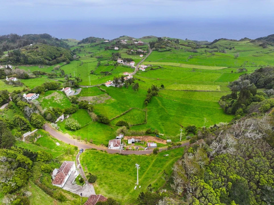 Moradia T2 para Venda em Santo Espirito Foto 14