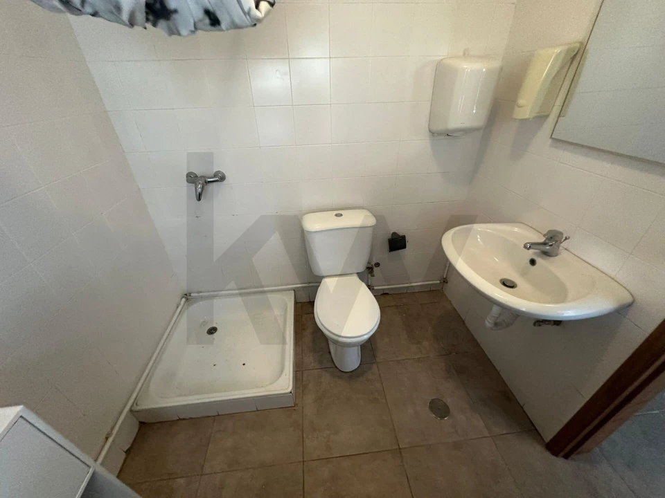 Loja para Venda em Vila do Porto Foto 12