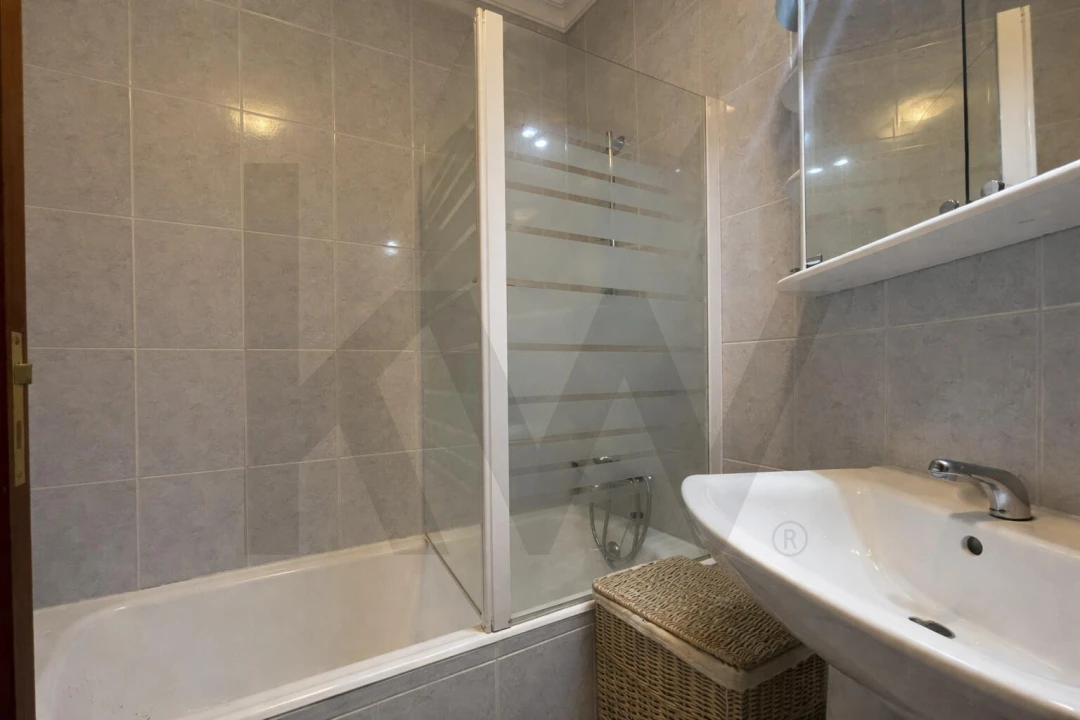 Apartamento T2 para Venda em São João da Madeira Foto 14